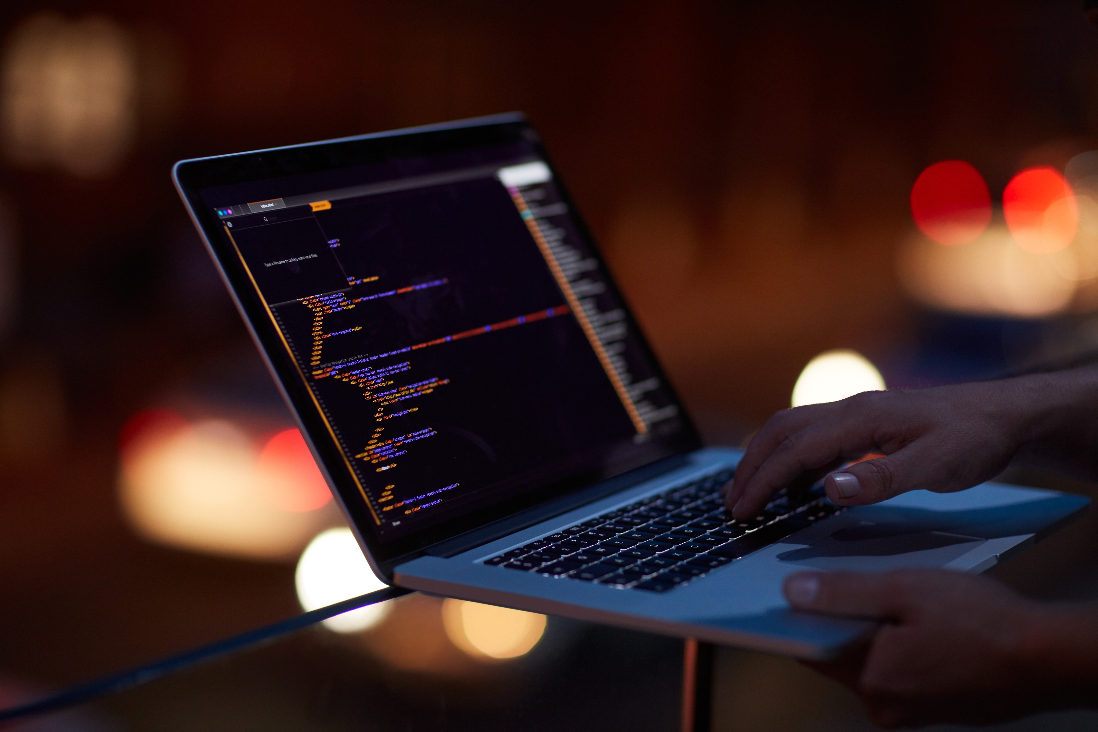 coding_on_laptop_in_the_city_at_night_2026_09_24_12_34_44_utc_4c28ab02ea.jpg